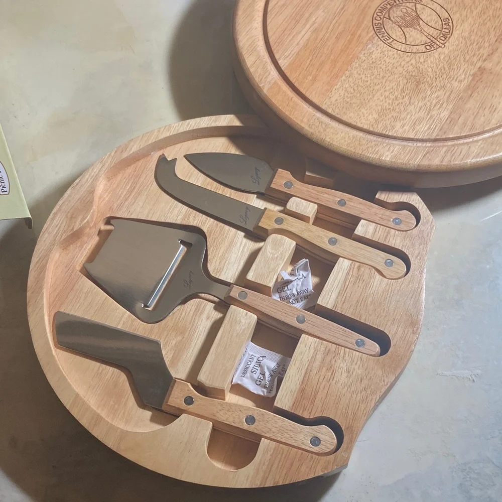 Circo Legacy Cheese Board Set